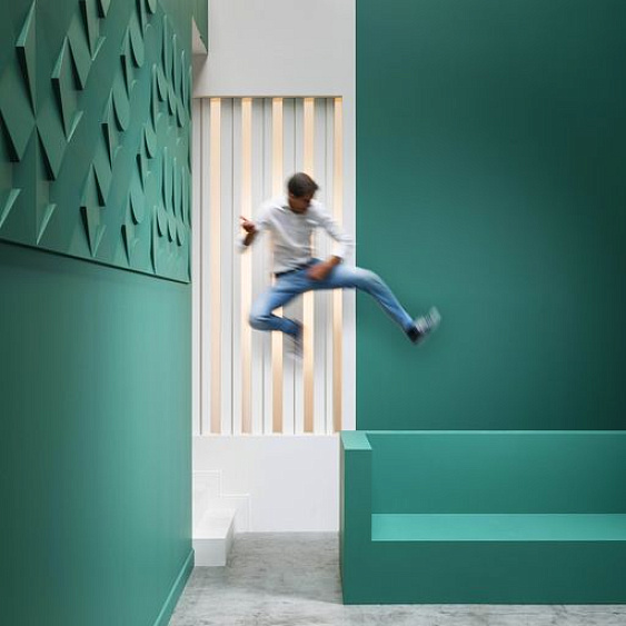 Фото товара orac decor Orac Decor Плинтус гибкий SX183F CASCADE - 7,5*1,3*200см