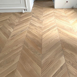 Паркет Ёлка Antic Wood Песочный