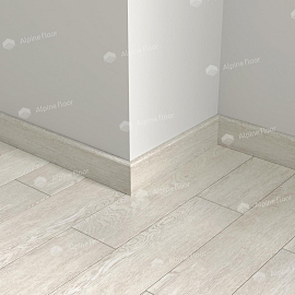 Плинтус Alpine Floor Голубой Лес